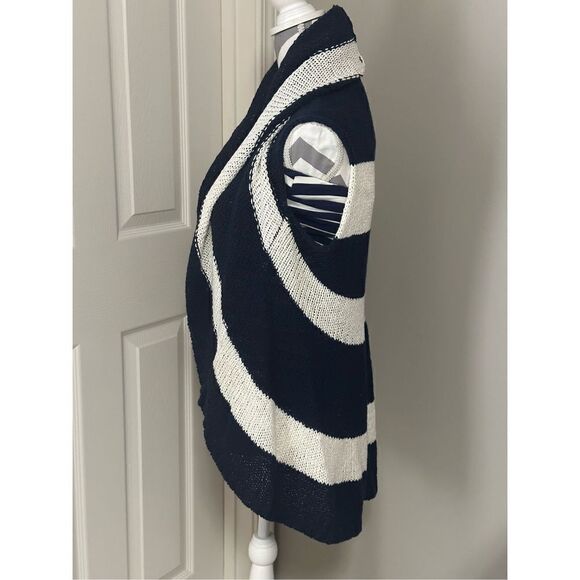 CAbi sweater vest with strapless top/skirt set - Picture 2 of 16